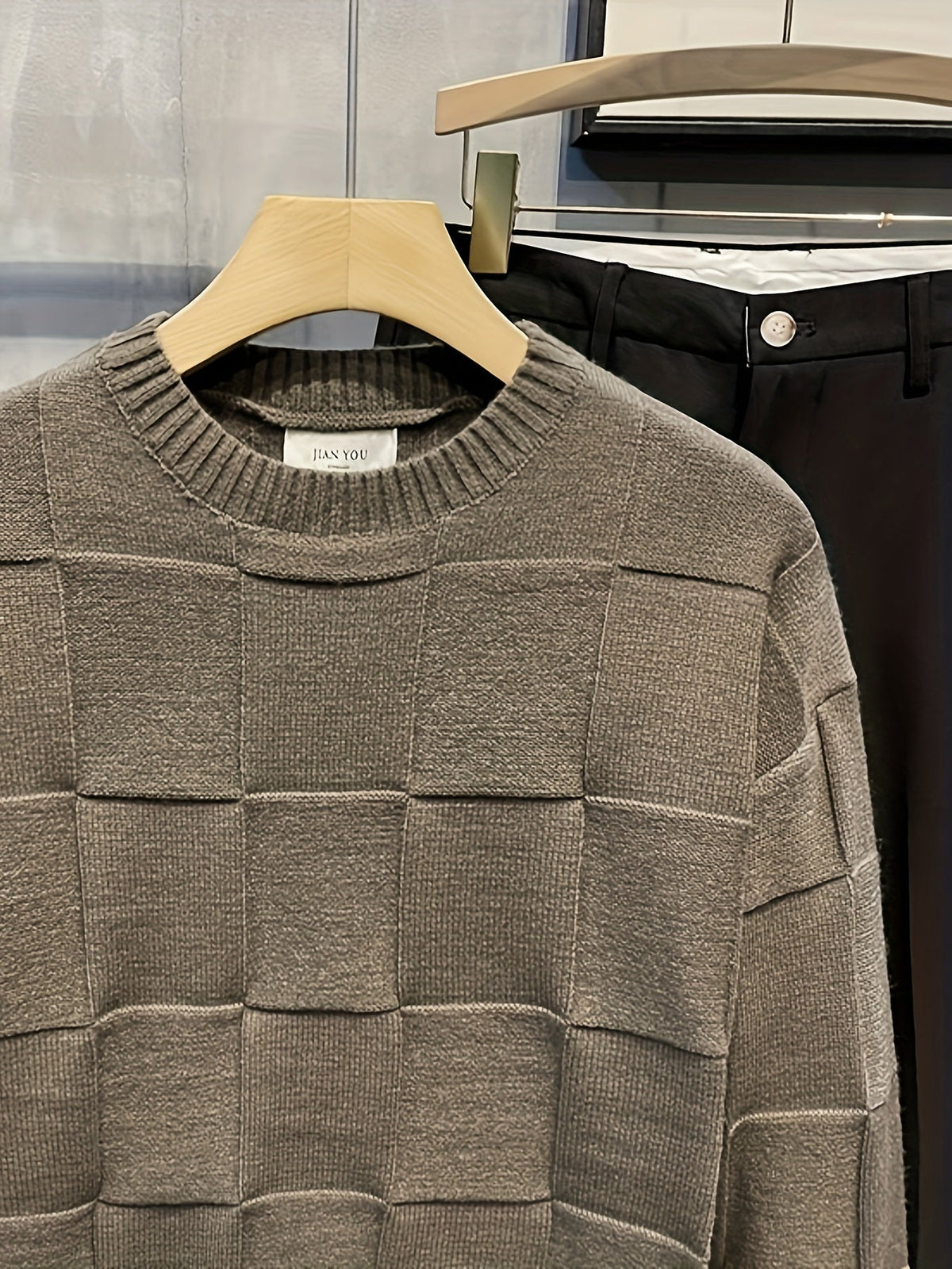 Women's Raised Check Knit Crew Neck Jumper