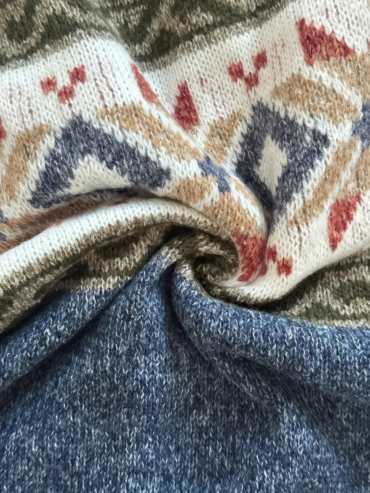 Women's Relaxed Knit Cardigan with Patterned Yoke