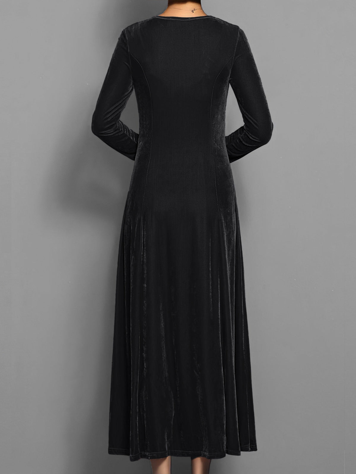 Women's Long-Sleeved Velvet Maxi Dress with Fitted Bodice