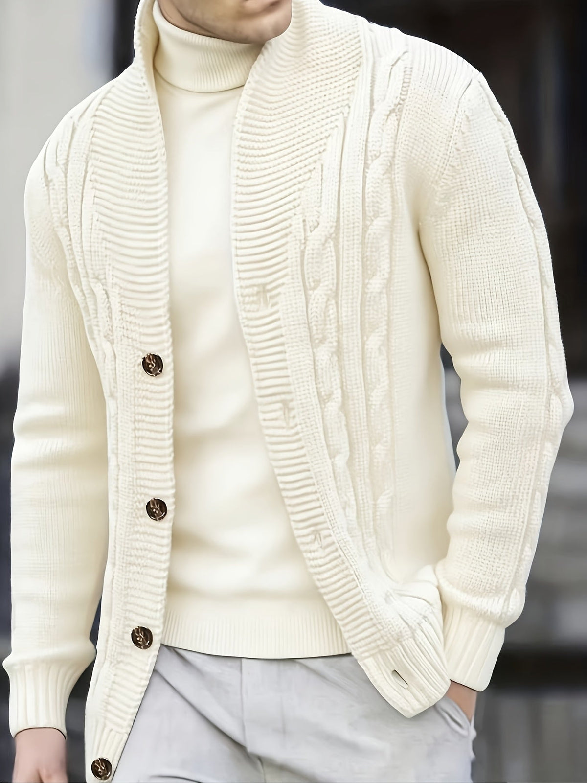 Women's Classic Cable-Knit Buttoned Cardigan