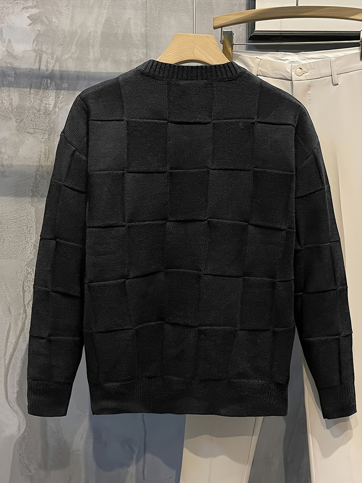 Women's Raised Check Knit Crew Neck Jumper