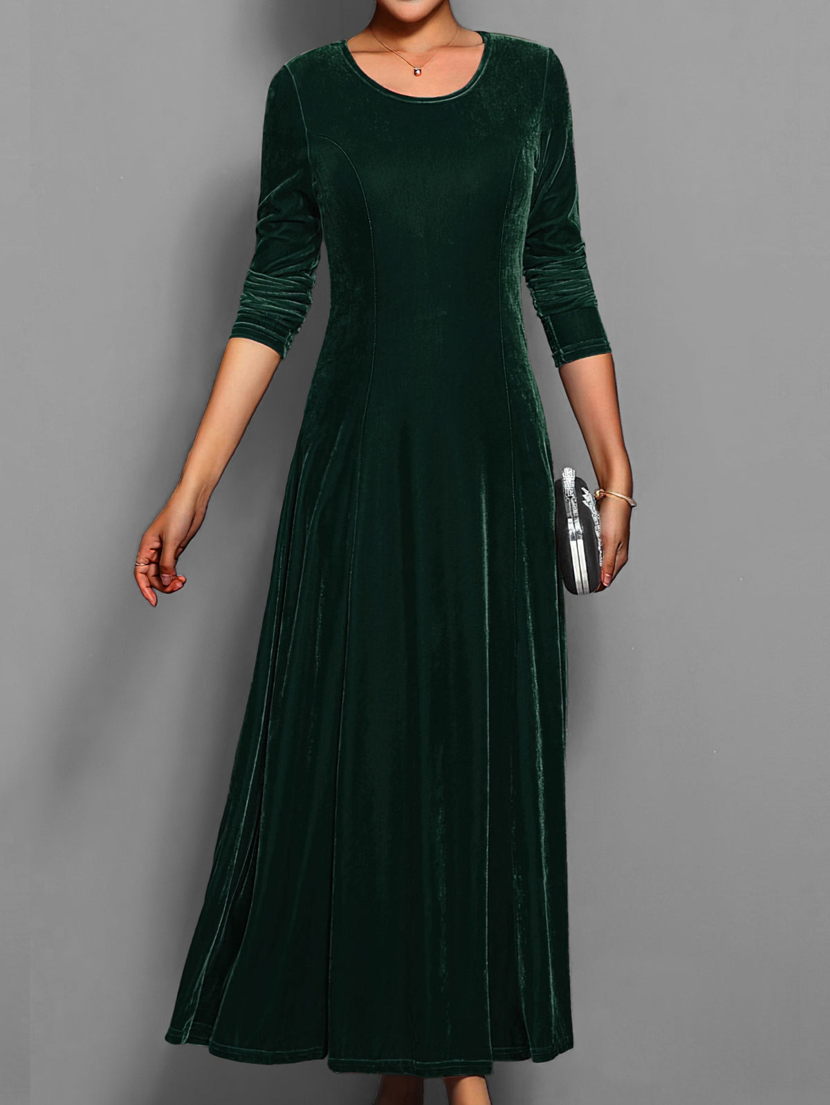 Women's Long-Sleeved Velvet Maxi Dress with Fitted Bodice – Dark Green