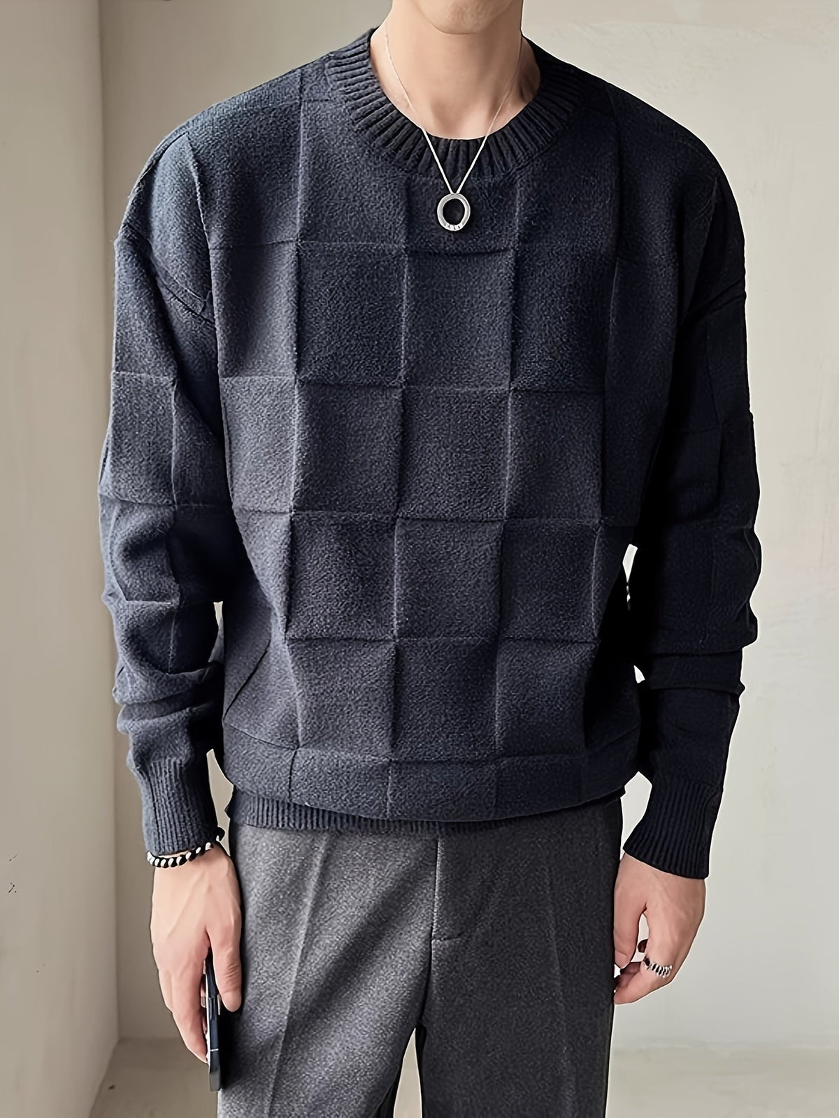 Women's Raised Check Knit Crew Neck Jumper