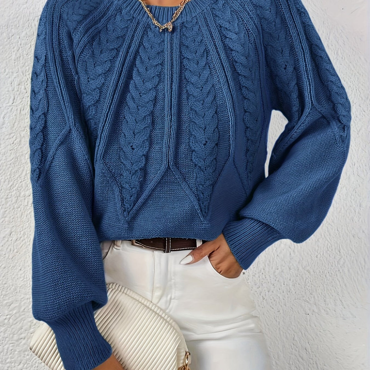 Women's Statement Sleeve Wool Blend Cable-Knit Jumper – Dark Blue