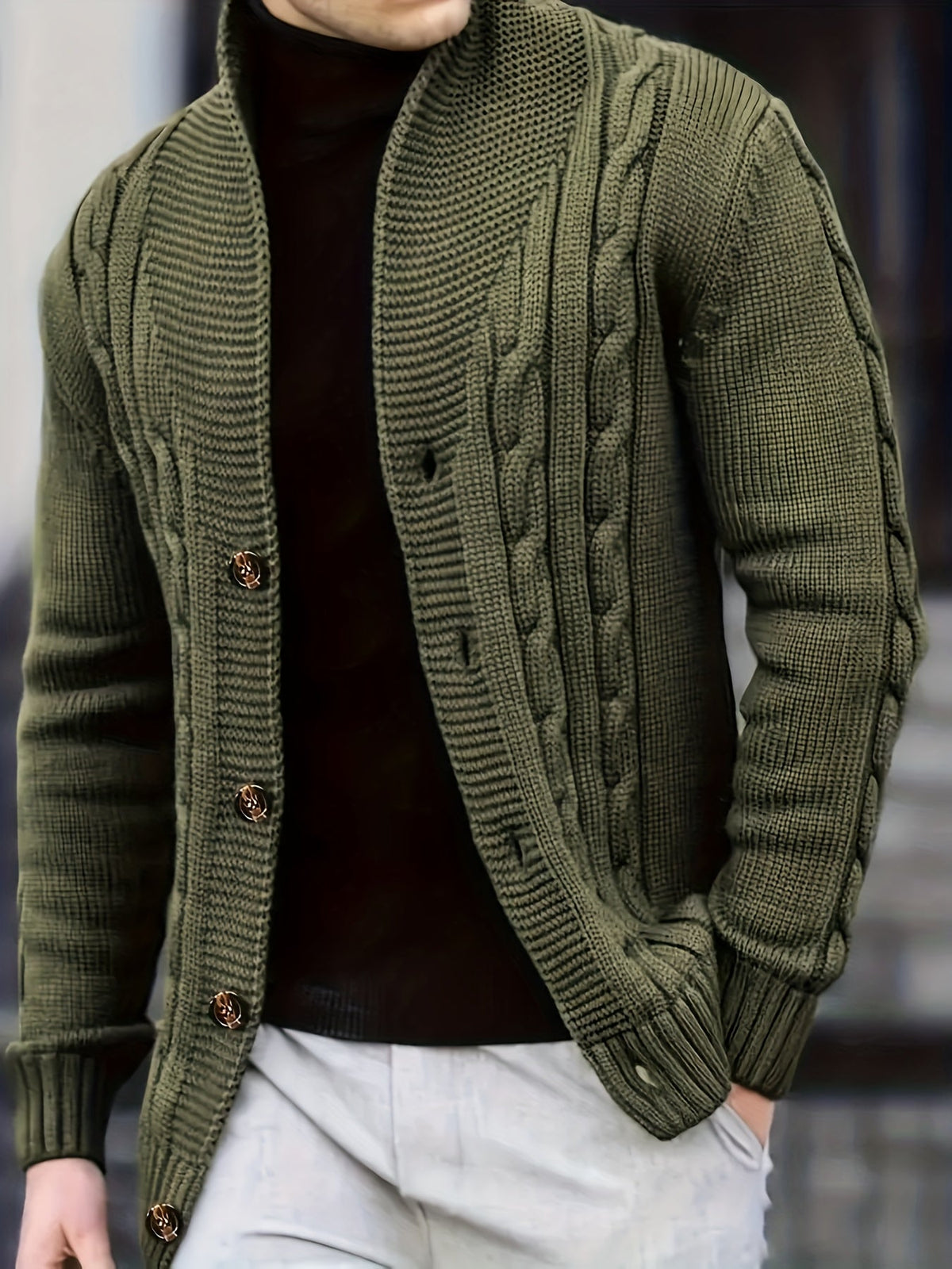 Women's Classic Cable-Knit Buttoned Cardigan