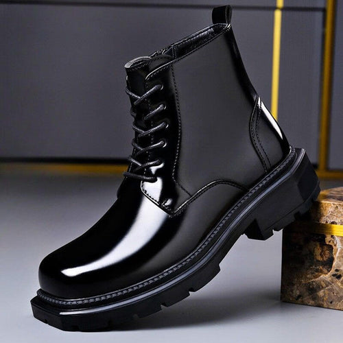 Men's Derby Boots in Leather with Chunky Tread – Black