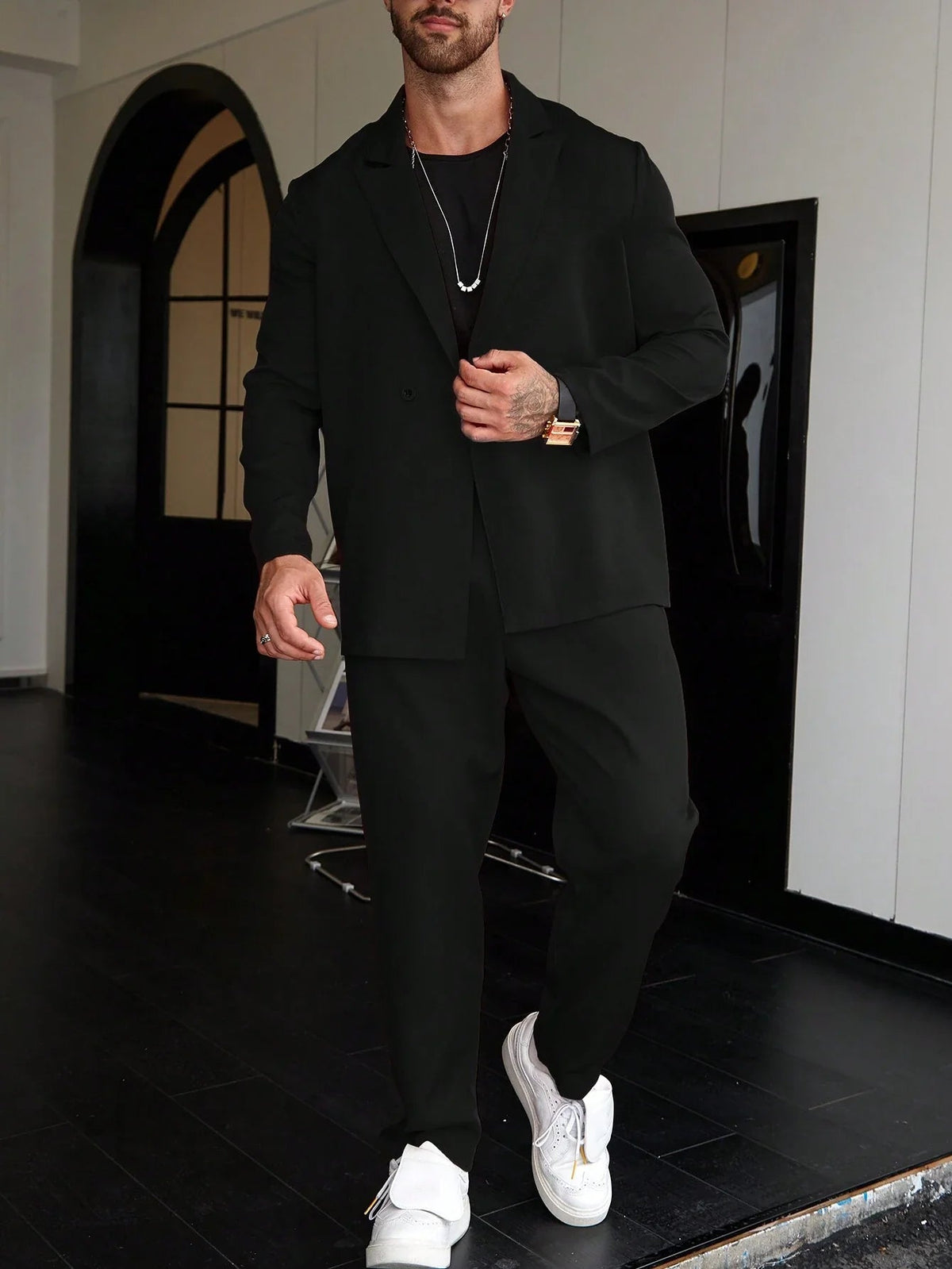 Men's Slim Two-Piece Suit with Straight-Leg Trousers