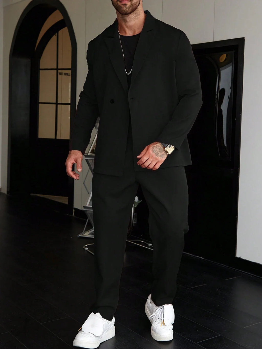 Men's Slim Two-Piece Suit with Straight-Leg Trousers