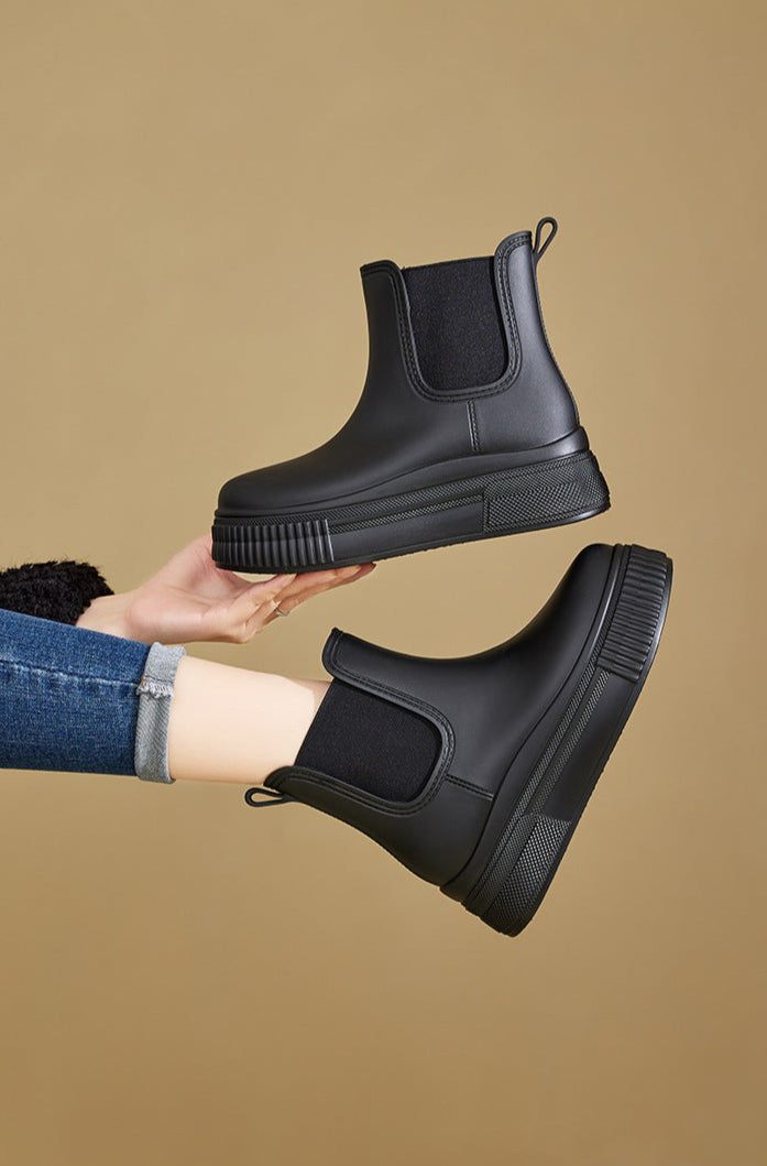 Women's Platform Chelsea Boots with Waterproof Winter Finish