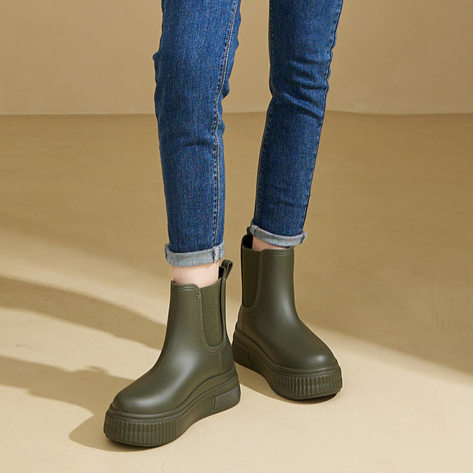 Women's Platform Chelsea Boots with Waterproof Winter Finish