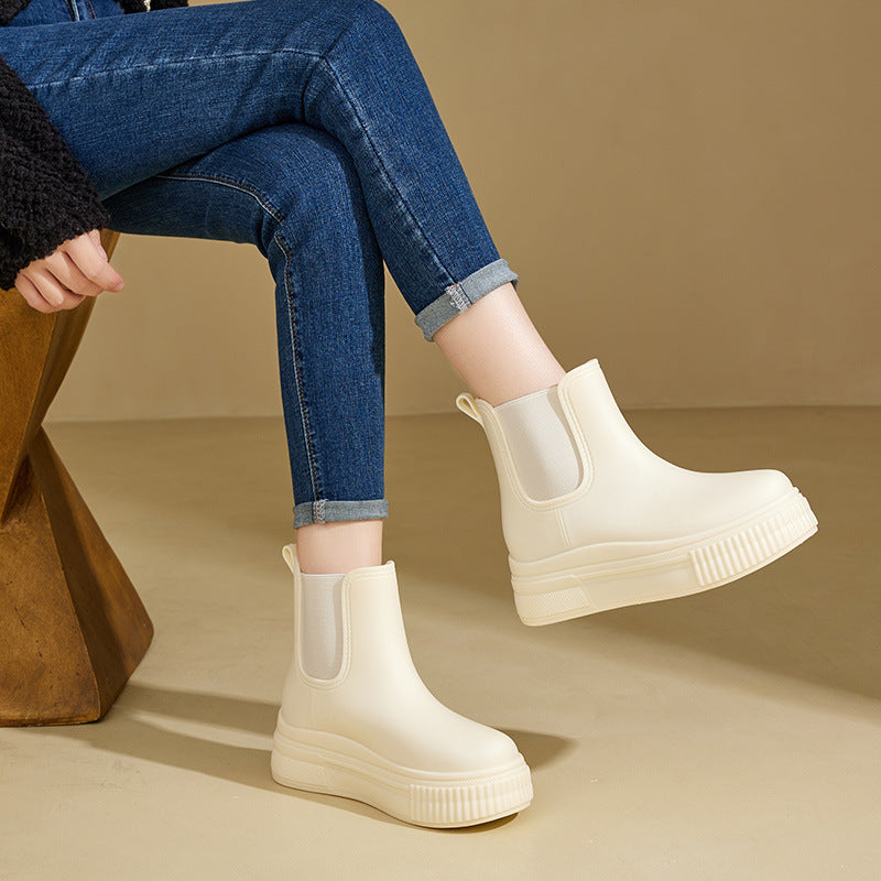 Women's Platform Chelsea Boots with Waterproof Winter Finish