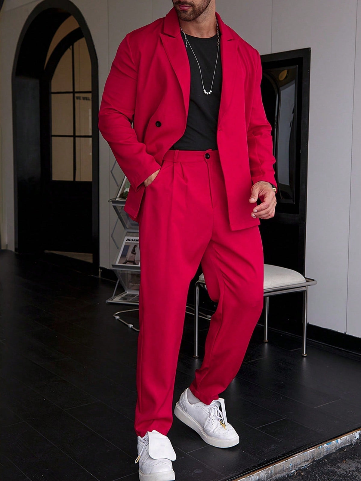 Men's Slim Two-Piece Suit with Straight-Leg Trousers – Red