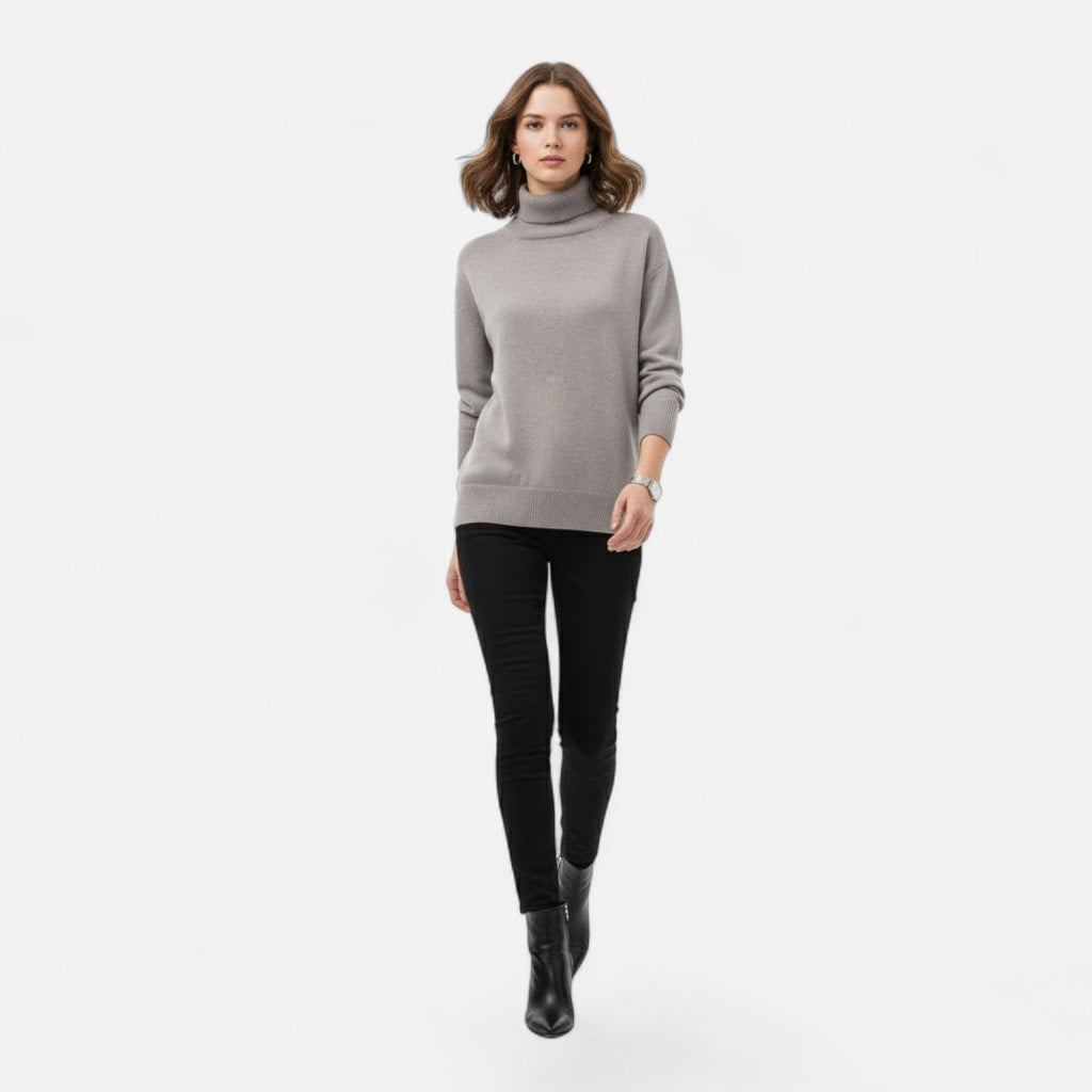 Women's Thick Knit Oversized Roll-Neck Jumper in Wool Blend