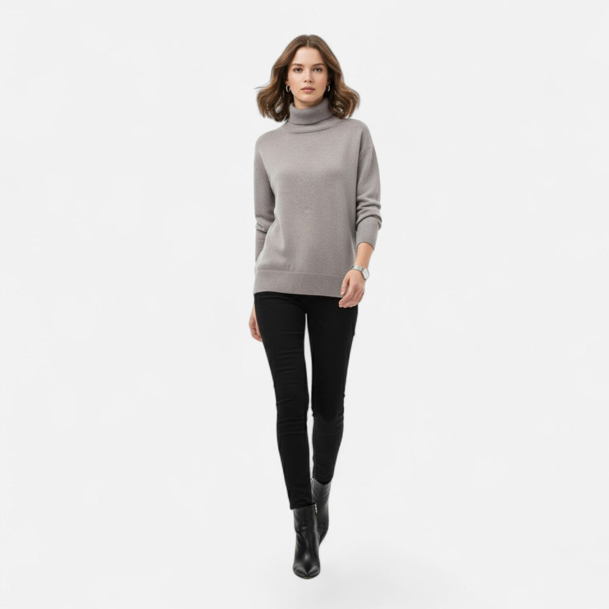 Women's Thick Knit Oversized Roll-Neck Jumper in Wool Blend