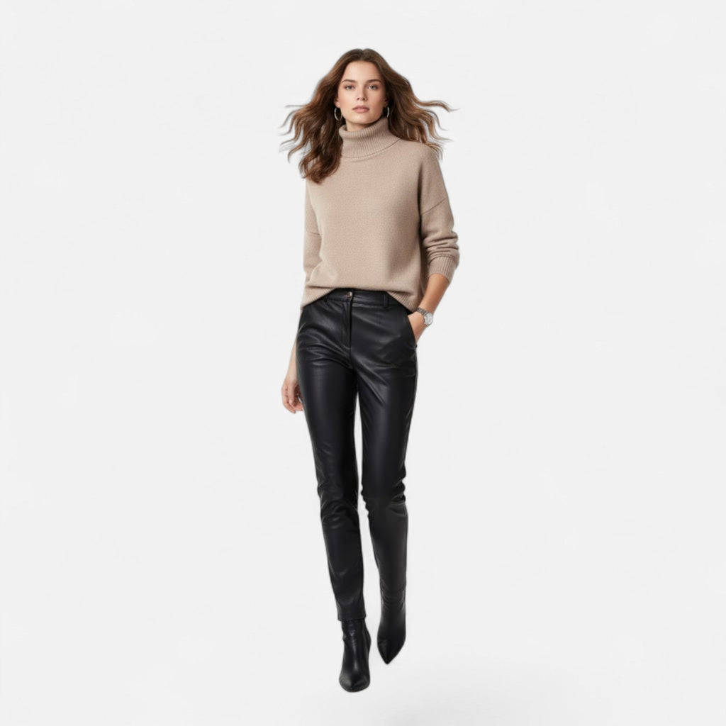 Women's Thick Knit Oversized Roll-Neck Jumper in Wool Blend