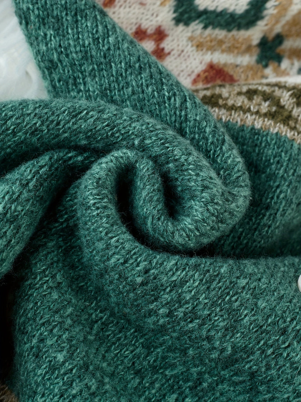 Women's Relaxed Knit Cardigan with Patterned Yoke