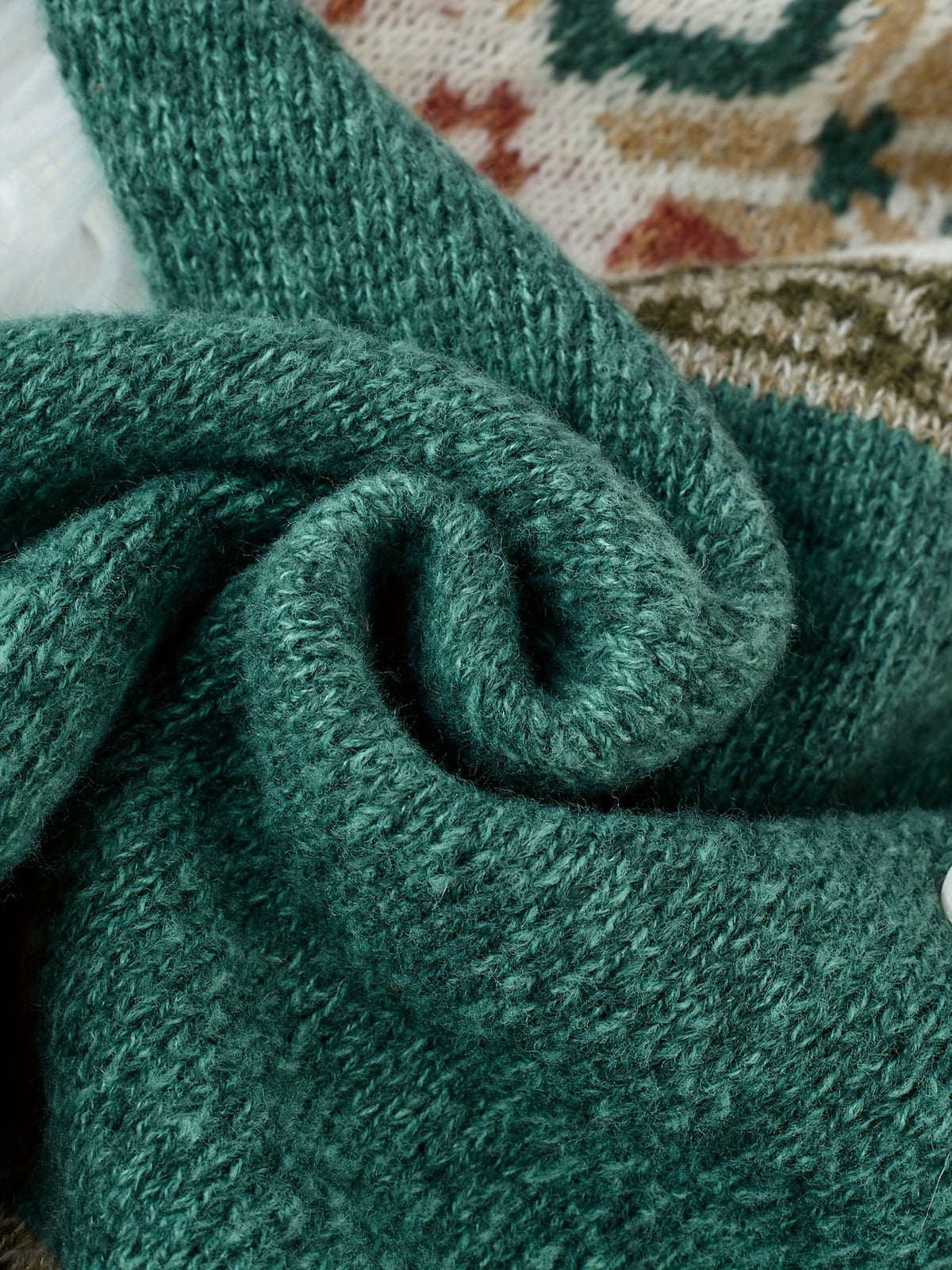 Women's Relaxed Knit Cardigan with Patterned Yoke