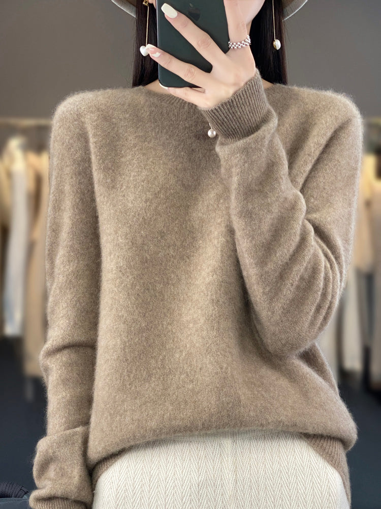 Women's Crew Neck Knit Jumper in Relaxed Fit – Camel