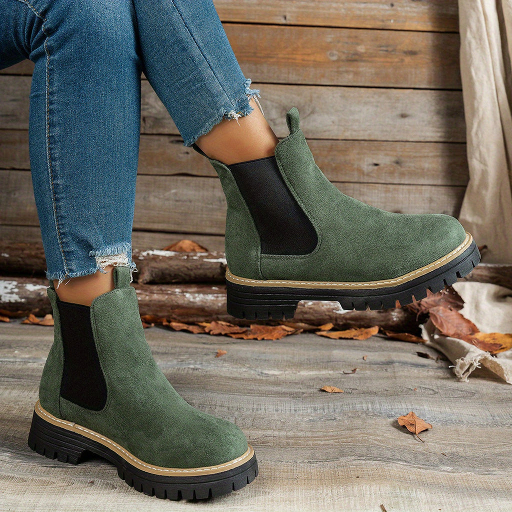 Women's Chelsea Boots with Lug-Sole Platform and Pull Tab