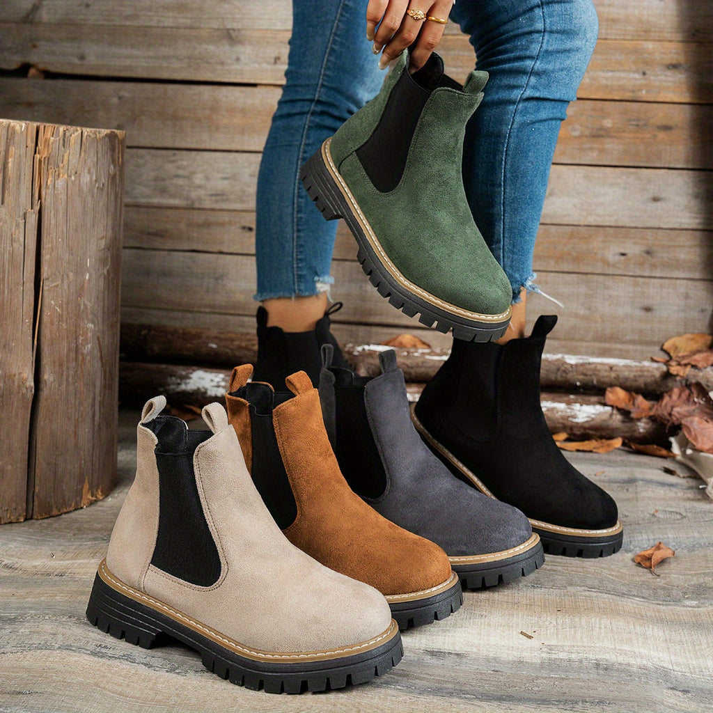 Women's Chelsea Boots with Lug-Sole Platform and Pull Tab