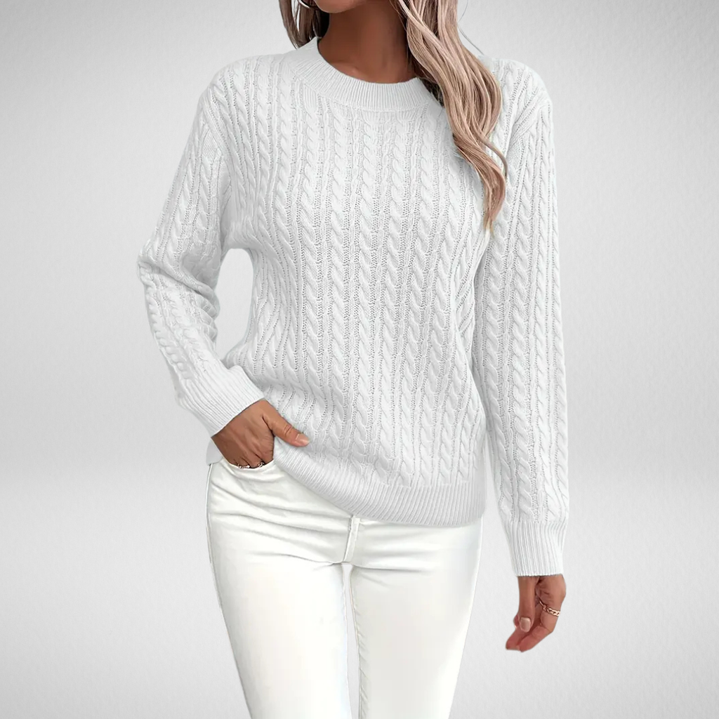 Women's Crew Neck Pullover in Lightweight Cable-Knit