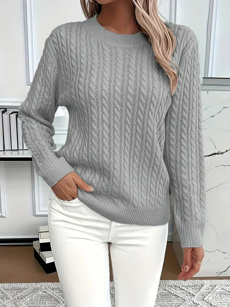 Women's Crew Neck Pullover in Lightweight Cable-Knit – Grey