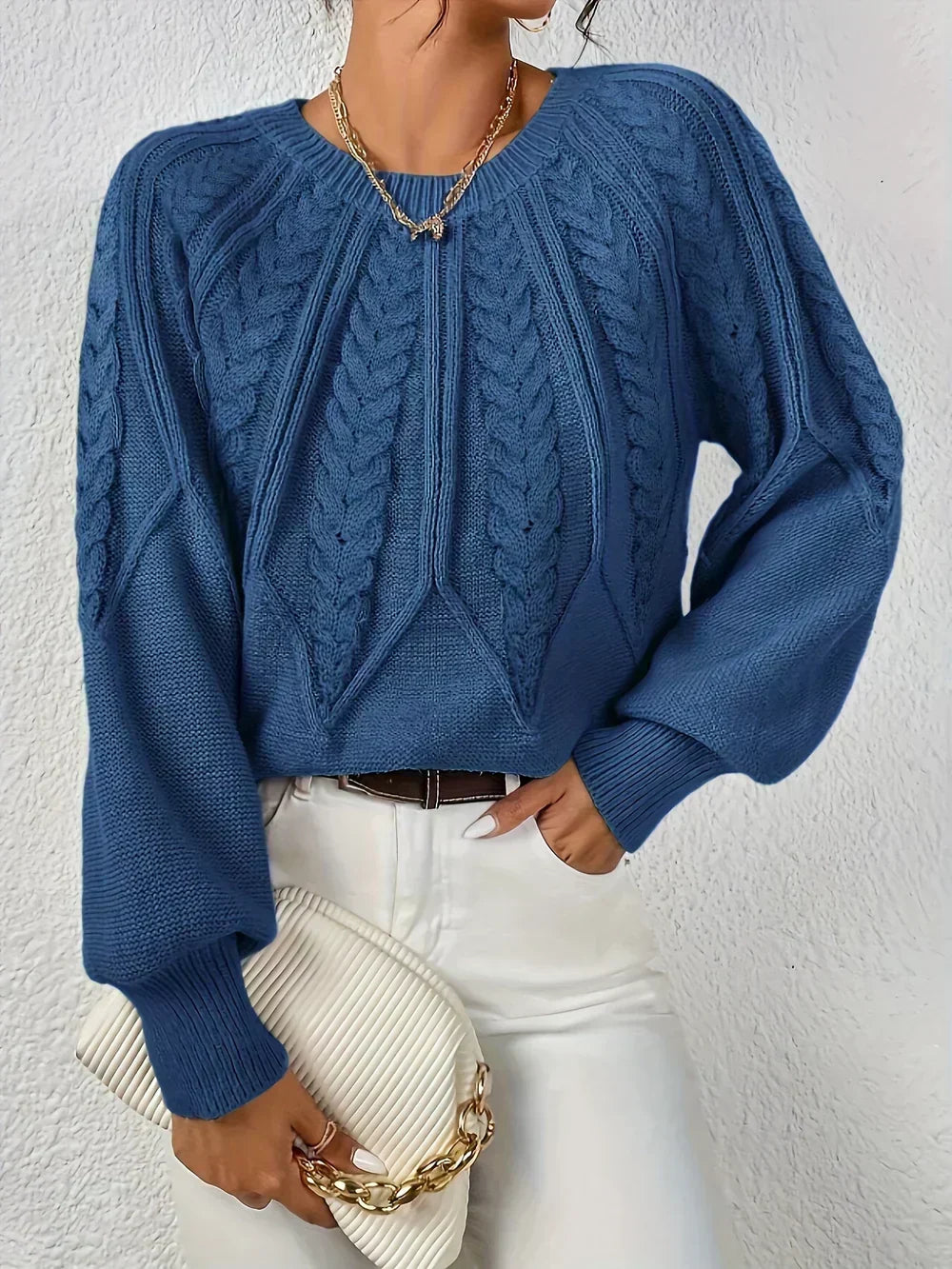Women's Relaxed Cable-Knit Jumper with Crew Neckline – Blue
