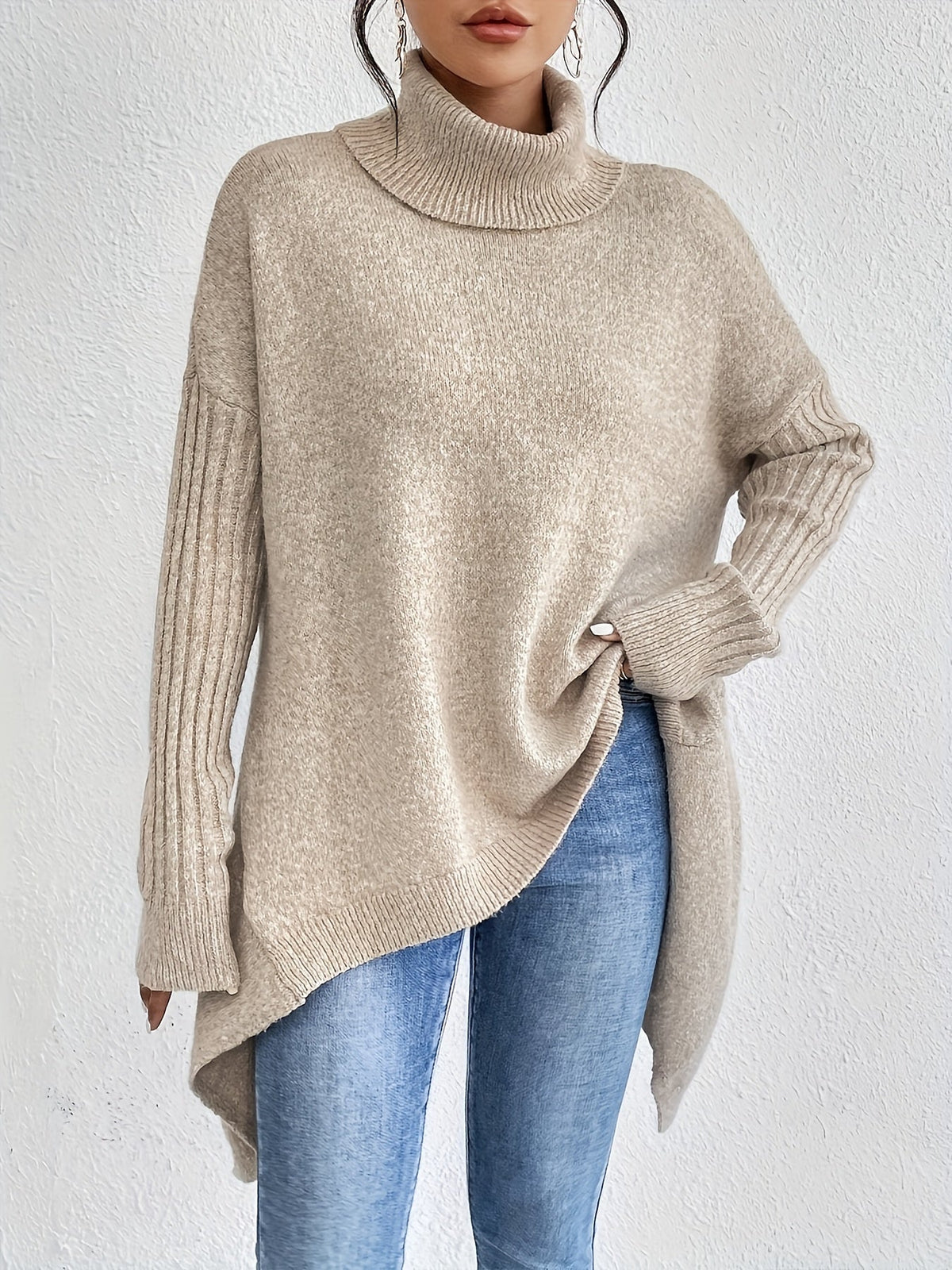 Women's Oversized Roll-Neck Jumper with Asymmetric Hem