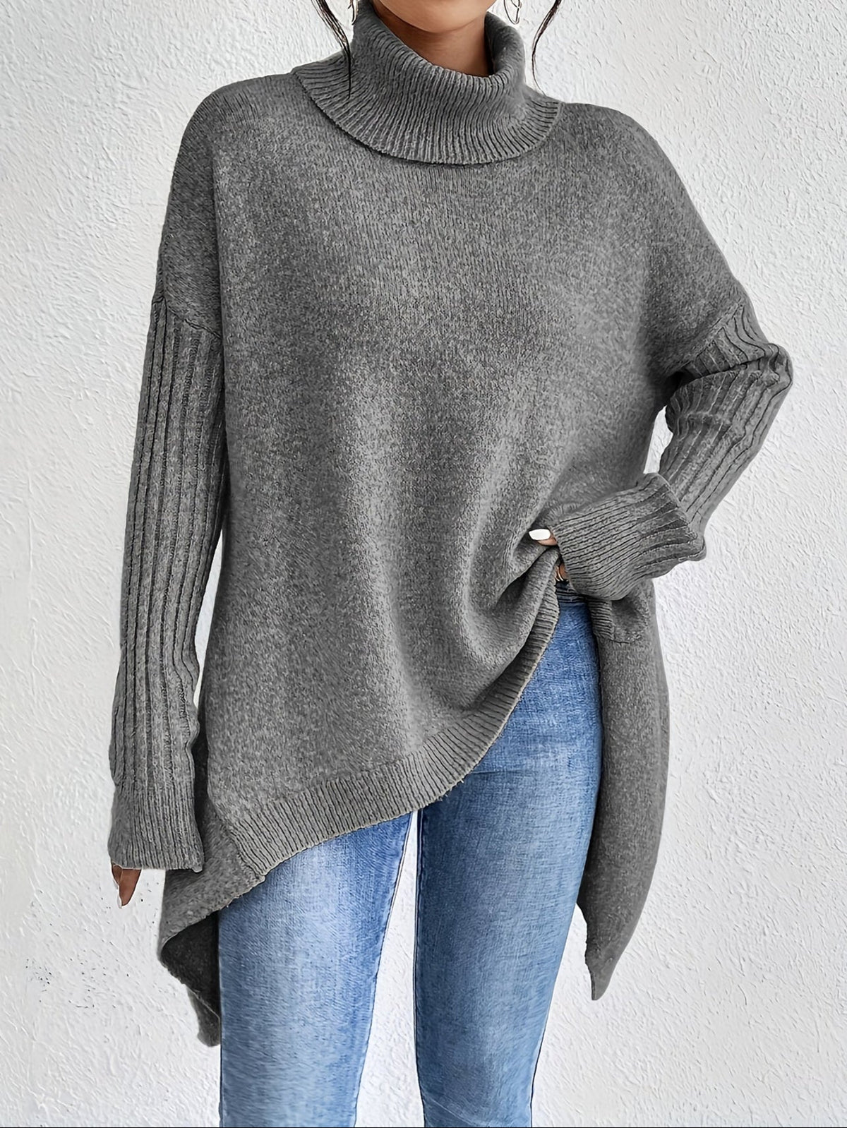 Women's Oversized Roll-Neck Jumper with Asymmetric Hem