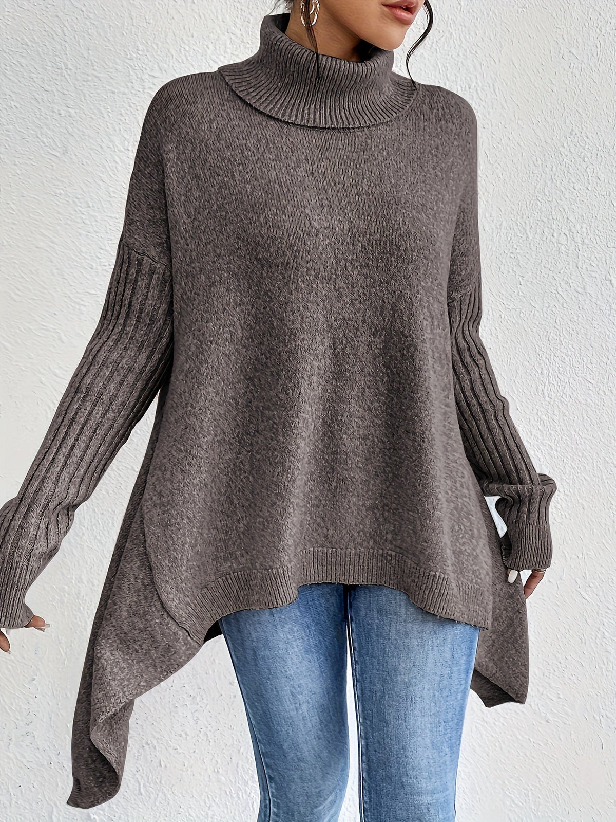 Women's Oversized Roll-Neck Jumper with Asymmetric Hem
