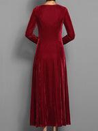 Women's Long-Sleeved Velvet Maxi Dress with Fitted Bodice