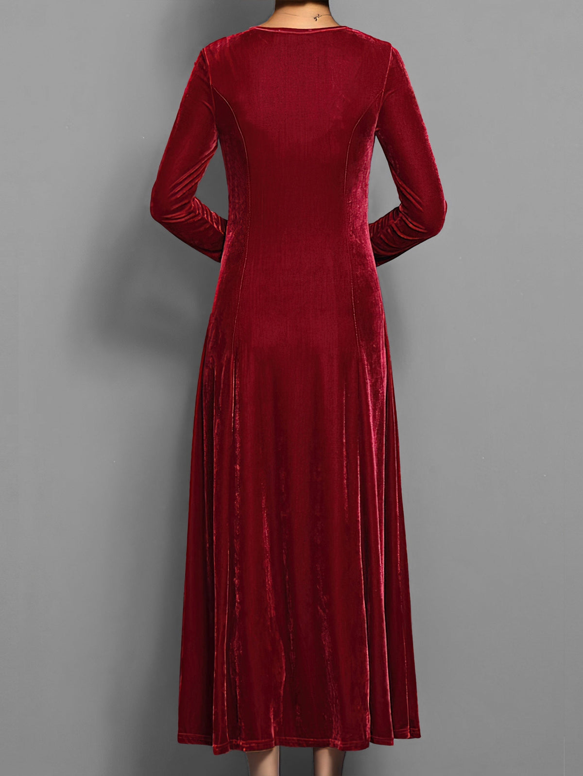 Women's Long-Sleeved Velvet Maxi Dress with Fitted Bodice