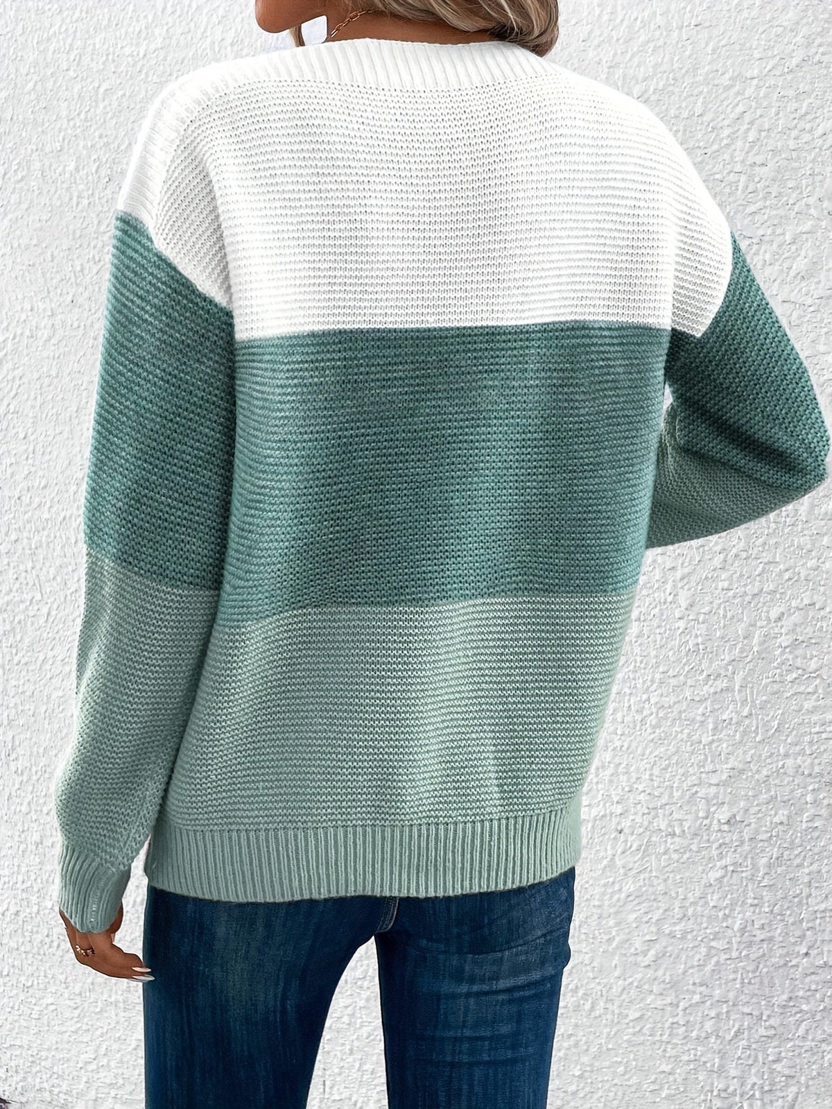Women's Relaxed Colour-Block Dropped Shoulder Jumper
