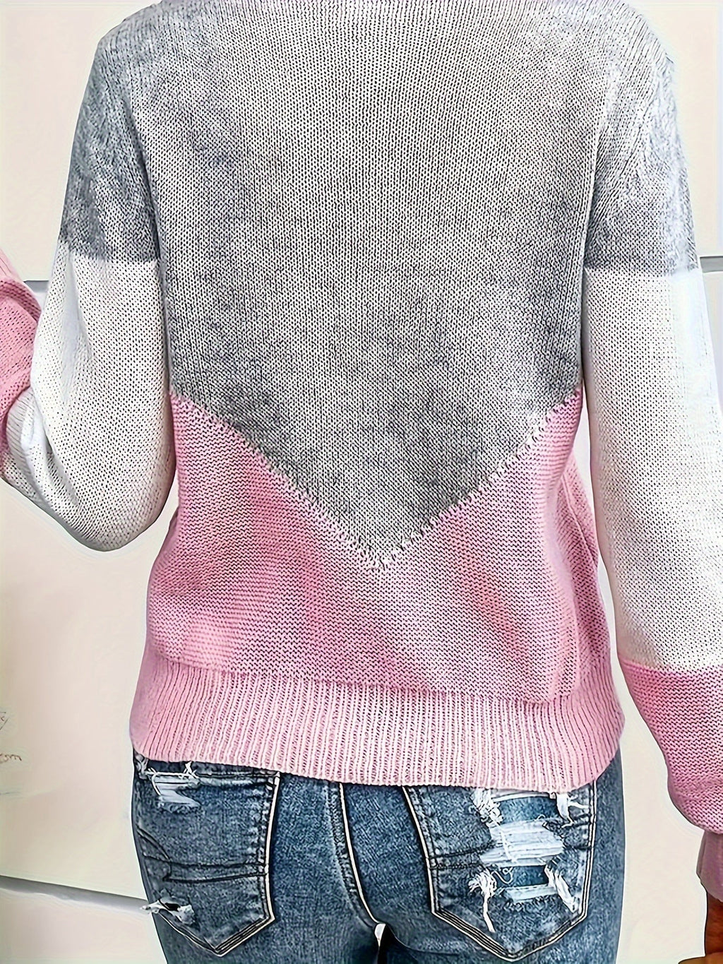 Women's Two-Tone V-Neck Knit Jumper