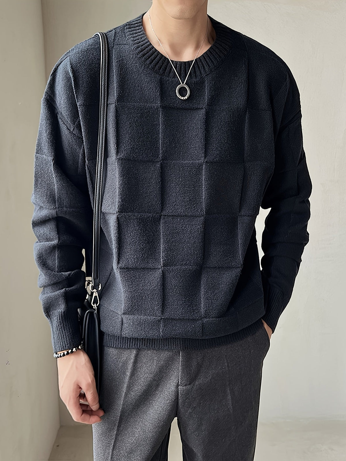 Women's Raised Check Knit Crew Neck Jumper