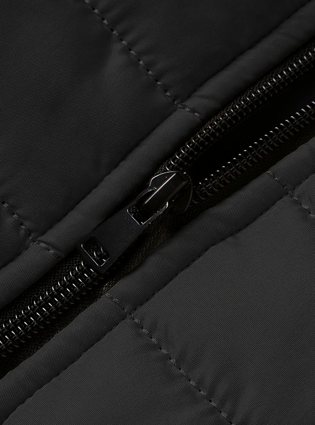 Men's Packable Horizontal Channel Puffer Jacket