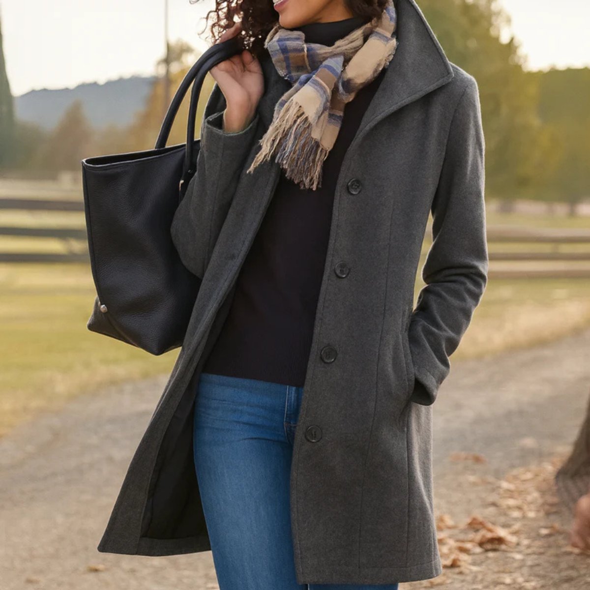 Women's Knee-Grazing Wool-Blend Coat with Single-Breasted Buttons – Grey