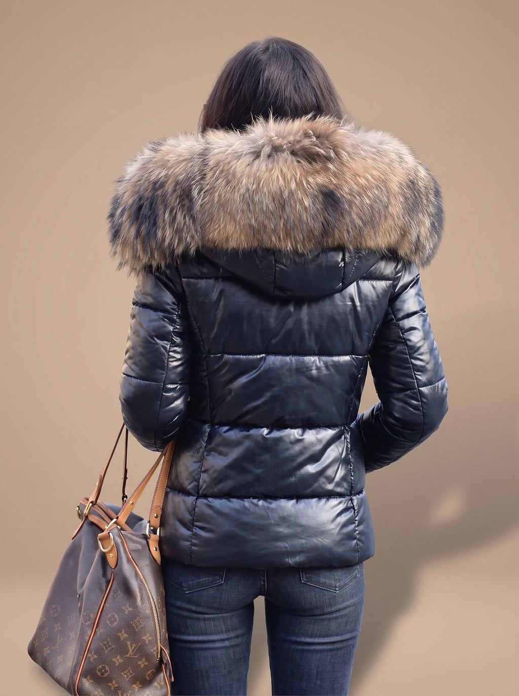 Women's Fitted Quilted Puffer Jacket Oversized Faux Fur Hood