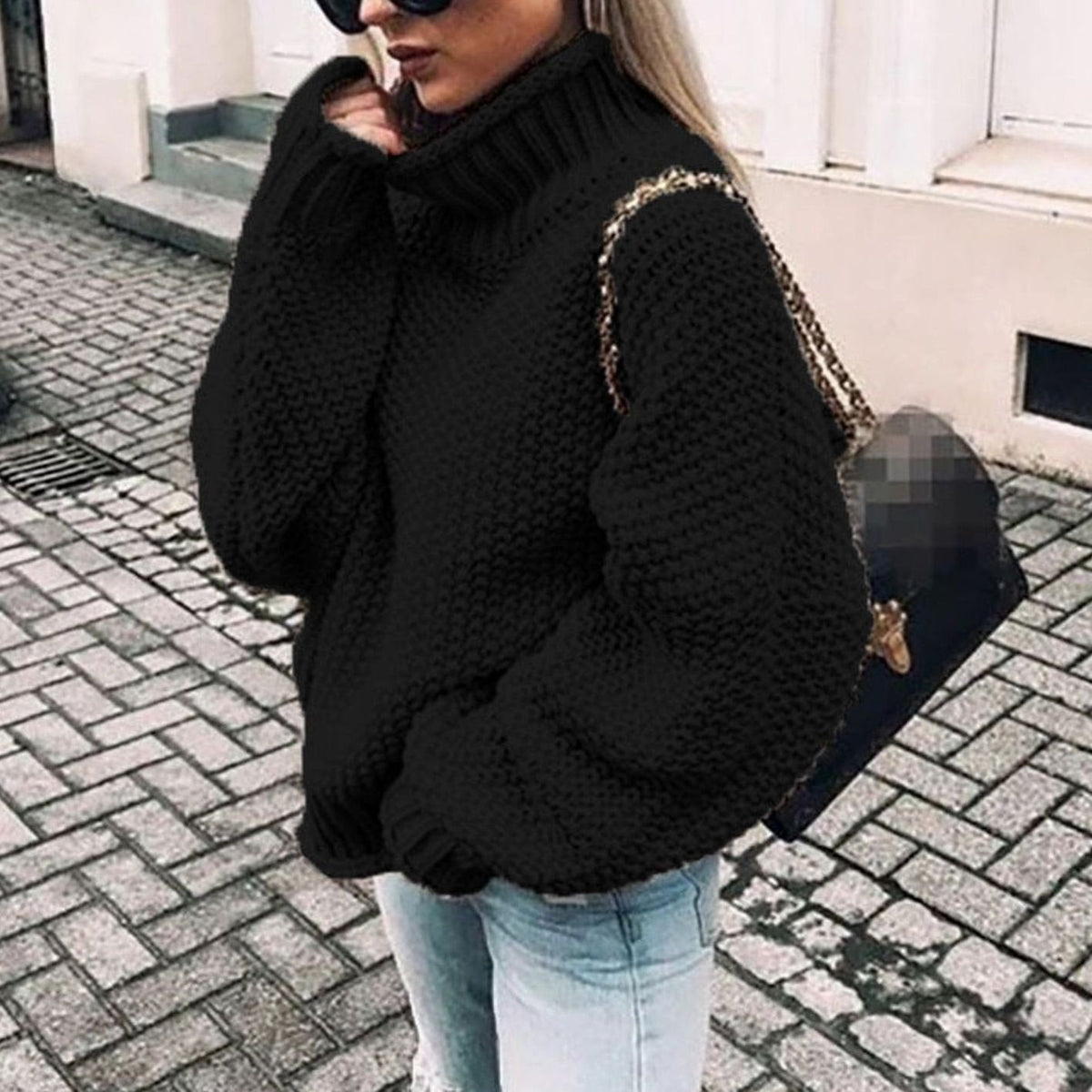 Women's Thick Ribbed Roll-Neck Jumper in Oversized Chunky Knit – Black