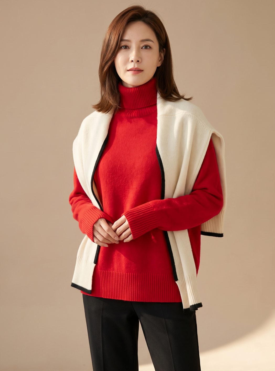 Women's Slouchy Knit Jumper with Chunky Ribbed Roll-Neck – Red