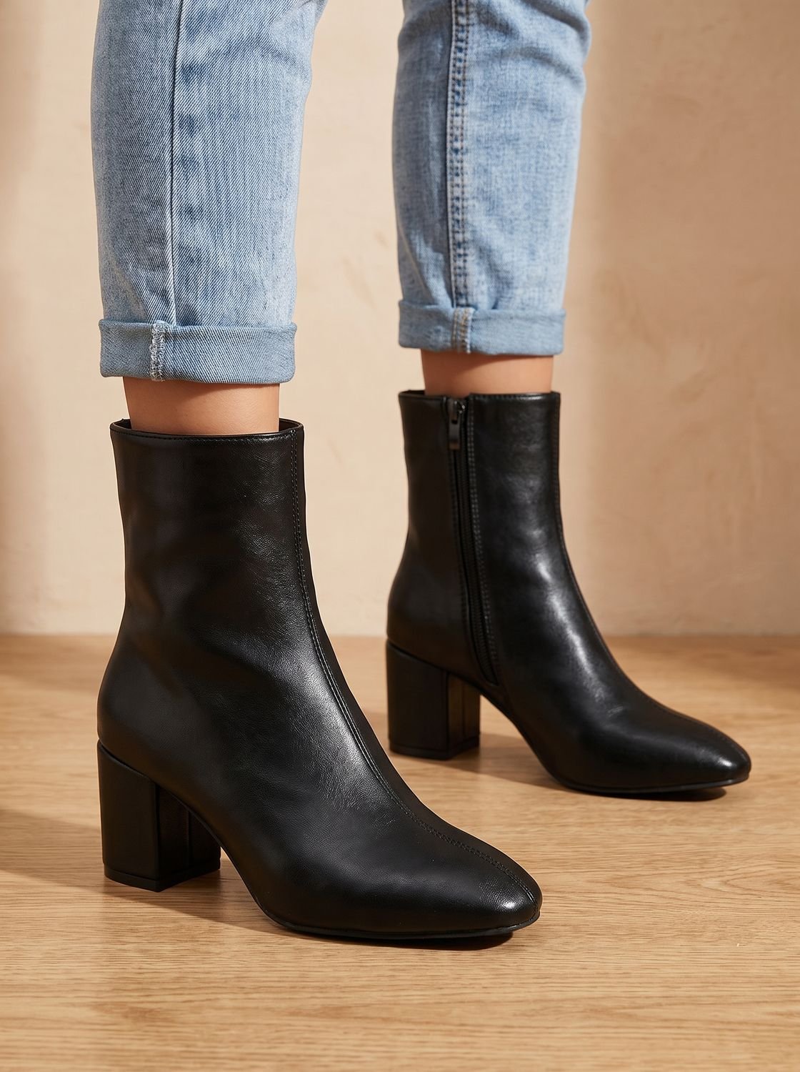 Women's Chunky Heel Pointed Ankle Boots in Soft Faux Leather - Black