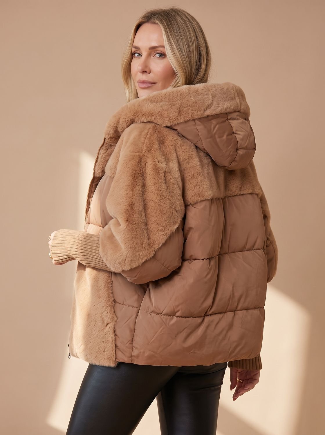 Women's Cropped Voluminous Puffer with Faux Fur Collar