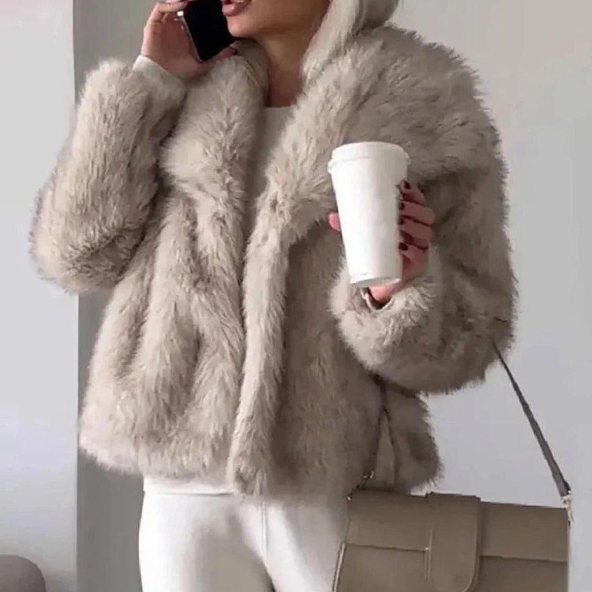 Women's Plush Faux Fur Jacket Open Front Relaxed – Light Brown