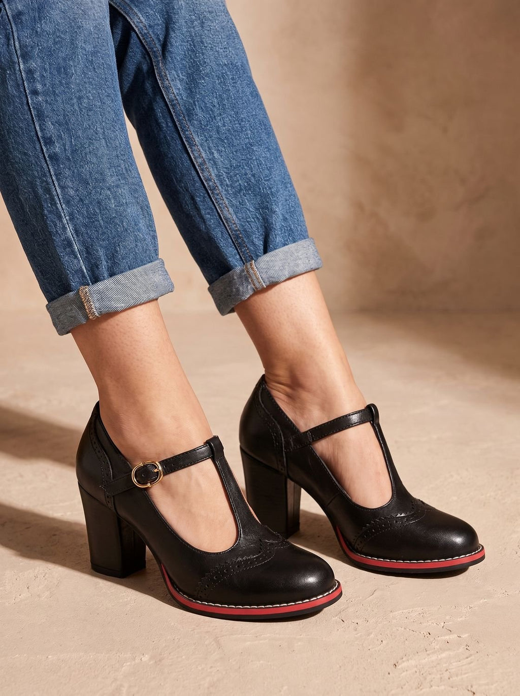 Women's Wingtip T-Strap Court Shoes with Contrast Sole - Black