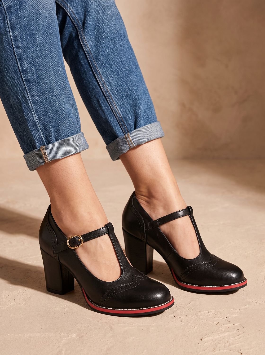 Women's Wingtip T-Strap Court Shoes with Contrast Sole - Black