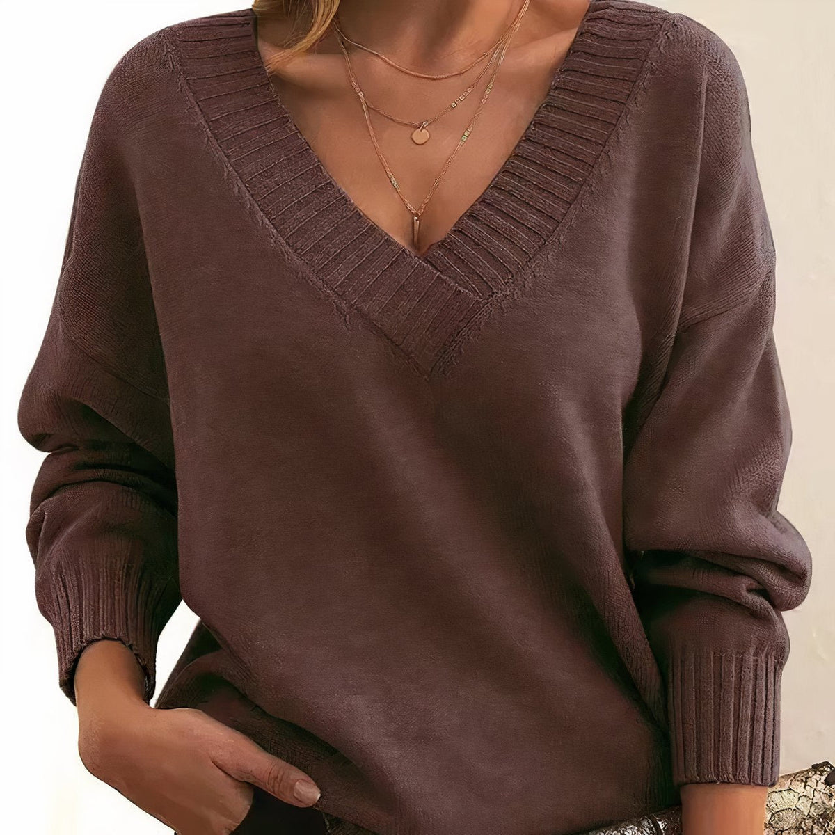 Women's Soft Knit V-Neck Jumper with Ribbed Cuffs – Auburn