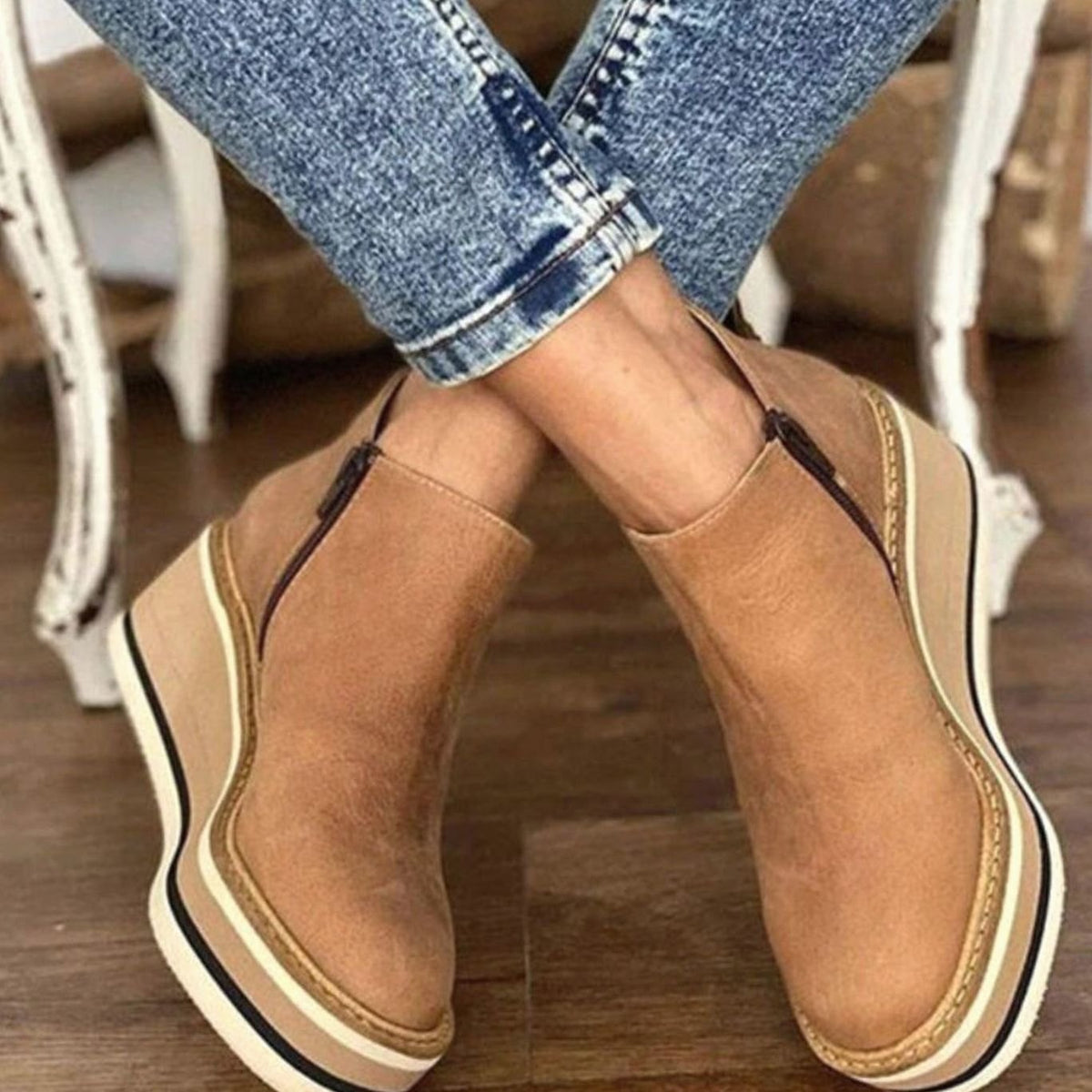 Women's Faux Leather Chelsea Boots on Stacked Wedge Platform – Beige